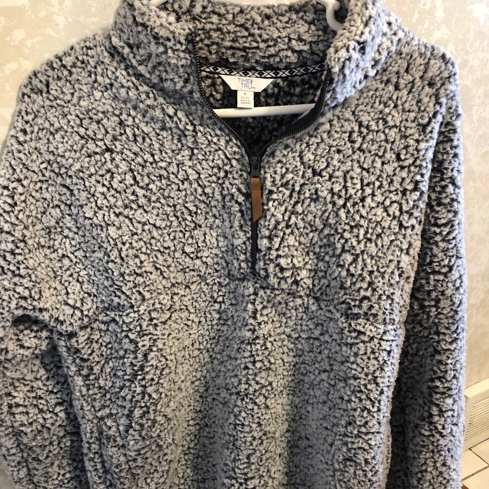 Fleece pullover - Picture 2 of 2